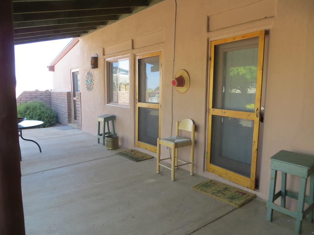 Rancho Milagro Bed & Breakfast Elgin Room photo